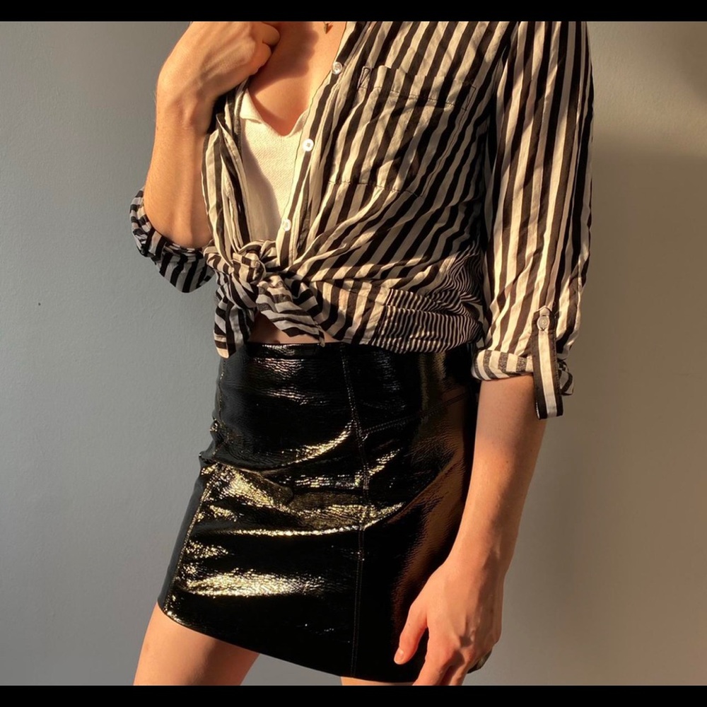 Black Vinyl Minskirt
